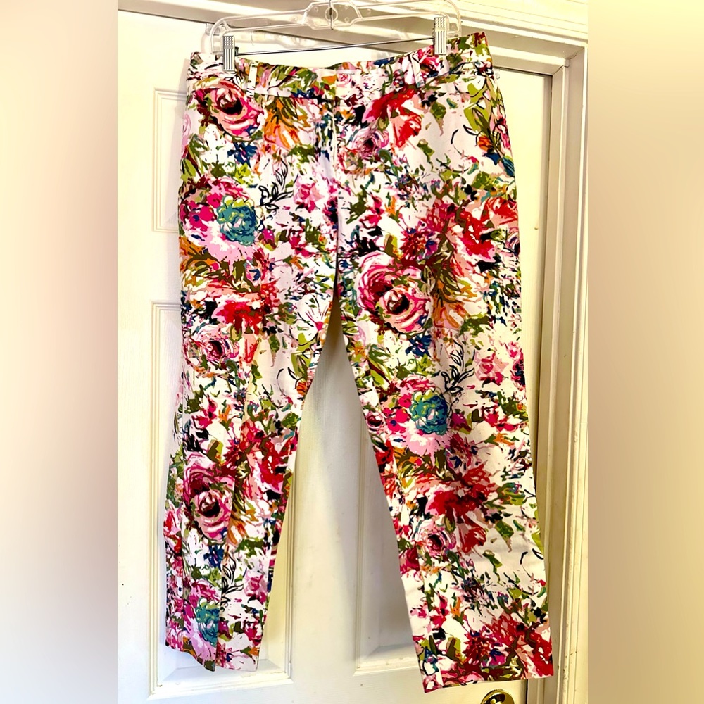 Liz Claiborne Floral pants 14
